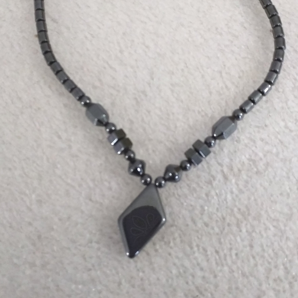 Hematite Necklace - Picture 4 of 4